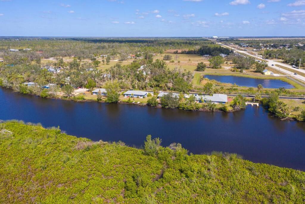 Beautiful Waterfront 1 Bedroom #4 Punta Gorda Exterior photo