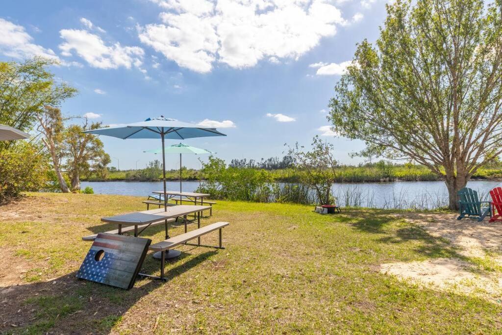 Beautiful Waterfront 1 Bedroom #4 Punta Gorda Exterior photo